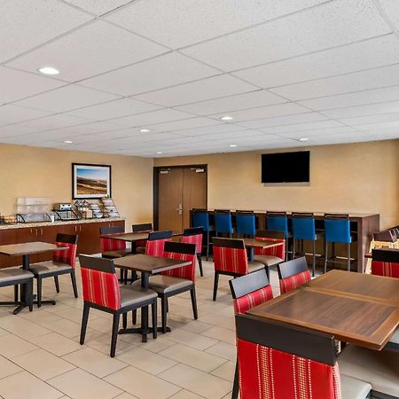 Comfort Inn & Suites Hermiston Buitenkant foto