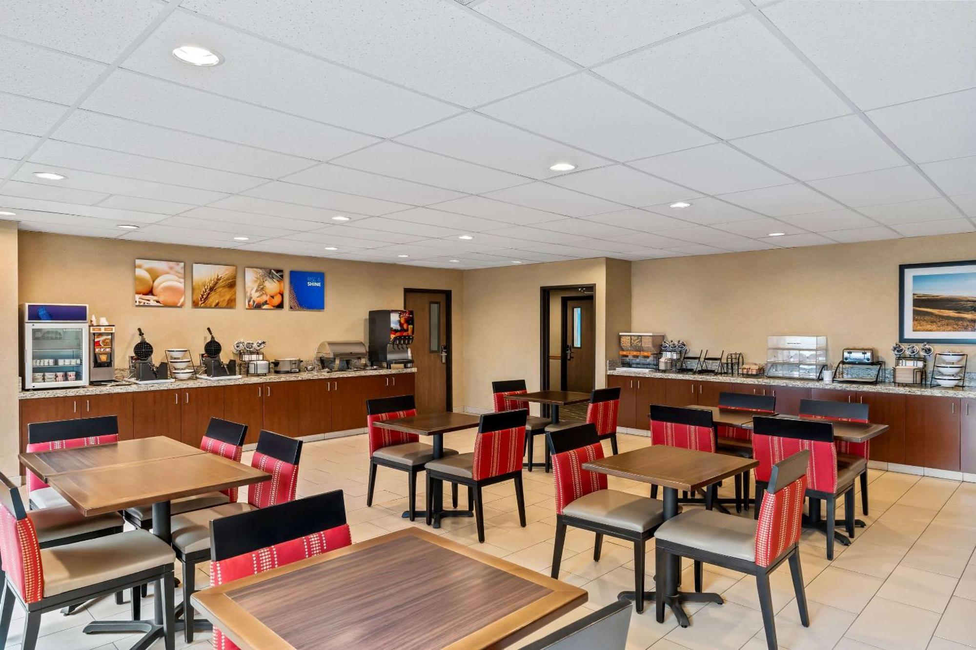 Comfort Inn & Suites Hermiston Buitenkant foto