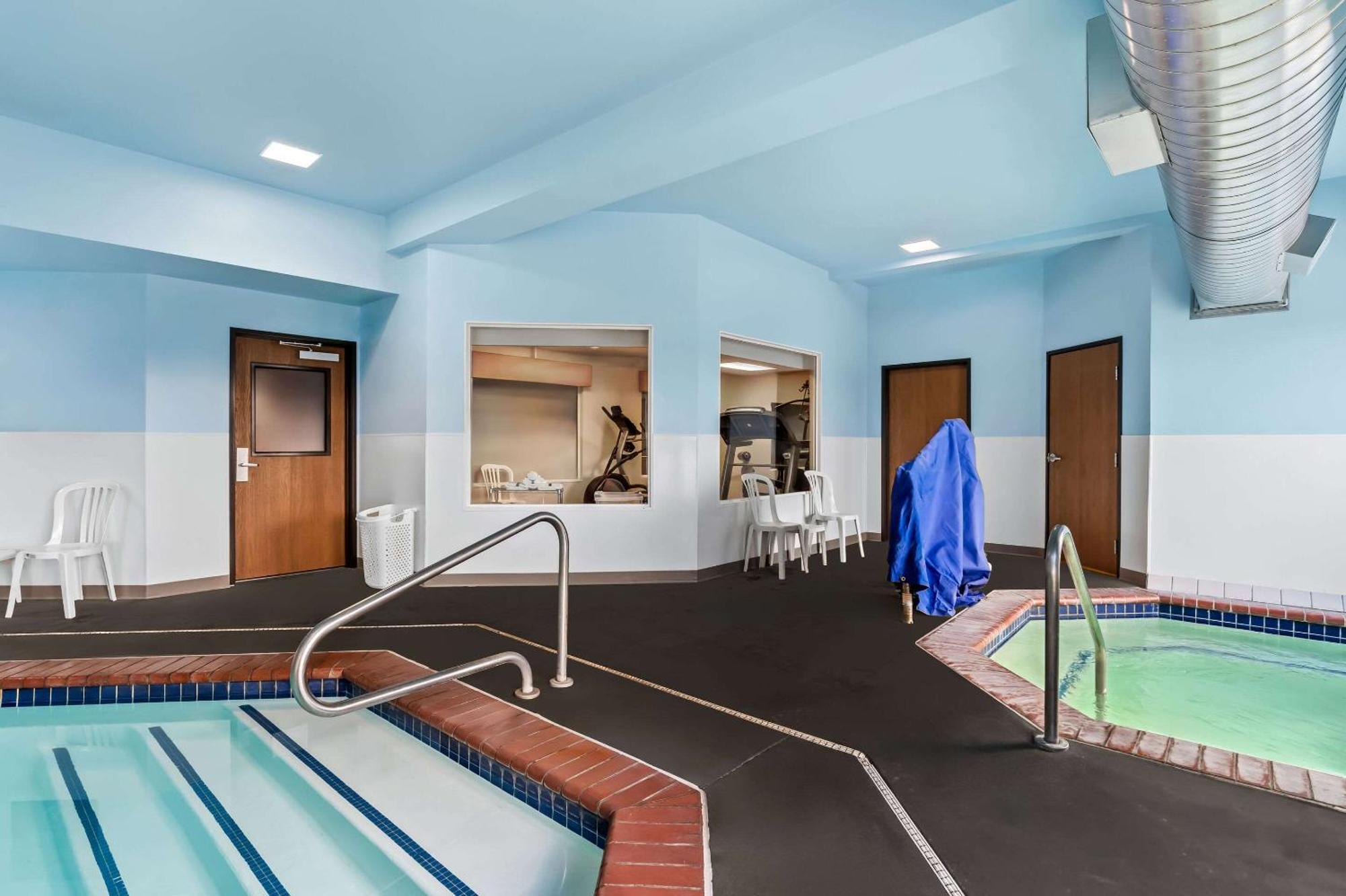 Comfort Inn & Suites Hermiston Buitenkant foto