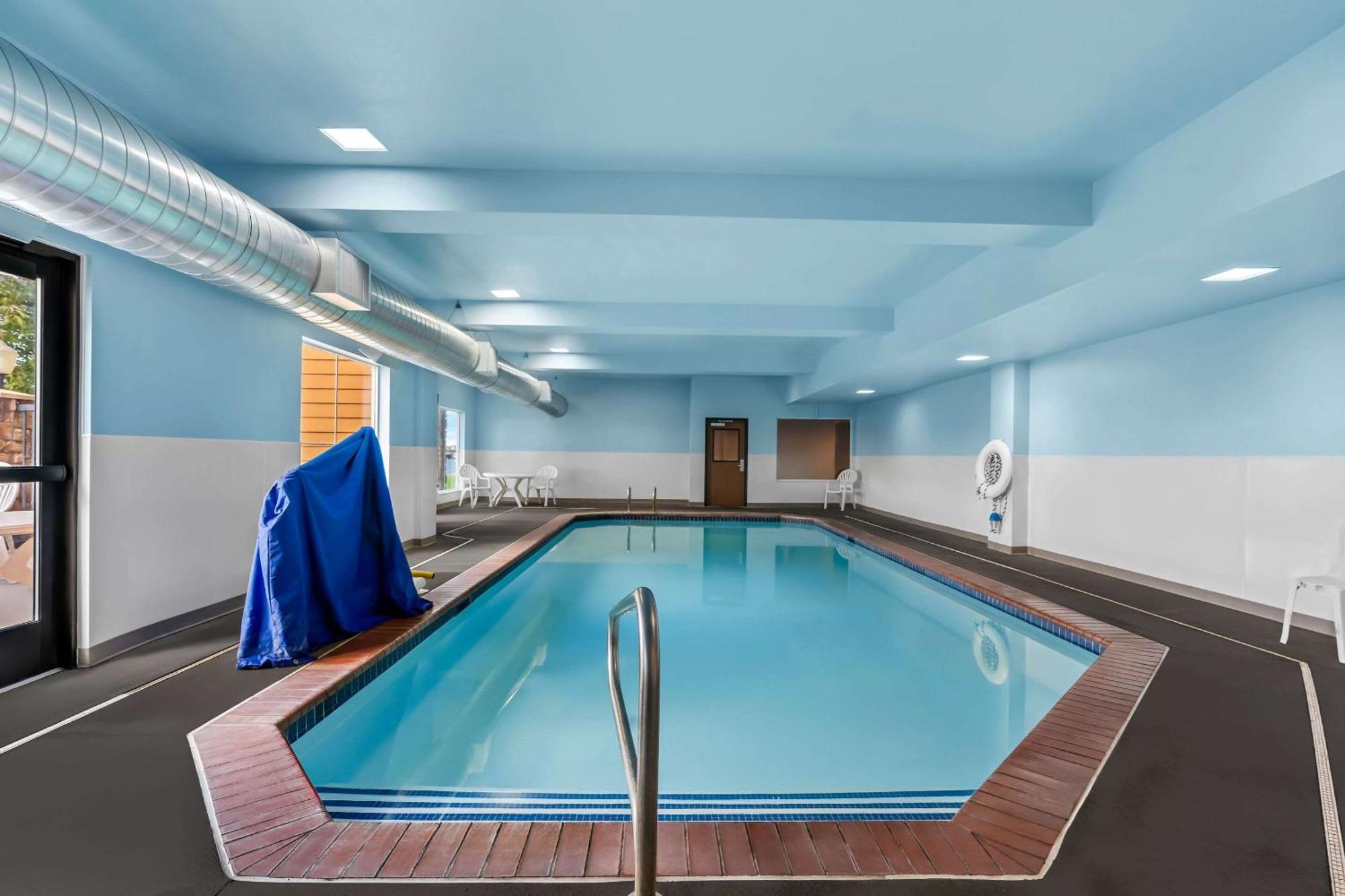 Comfort Inn & Suites Hermiston Buitenkant foto