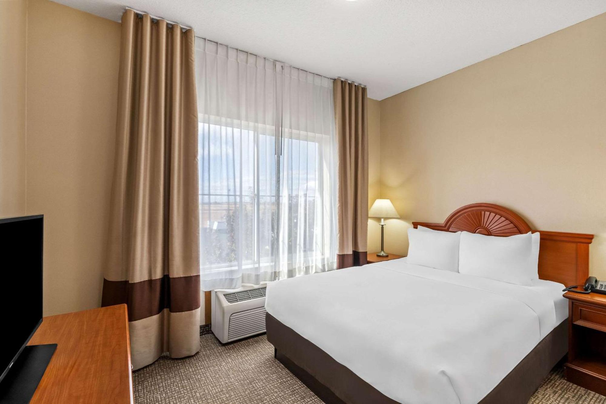 Comfort Inn & Suites Hermiston Buitenkant foto