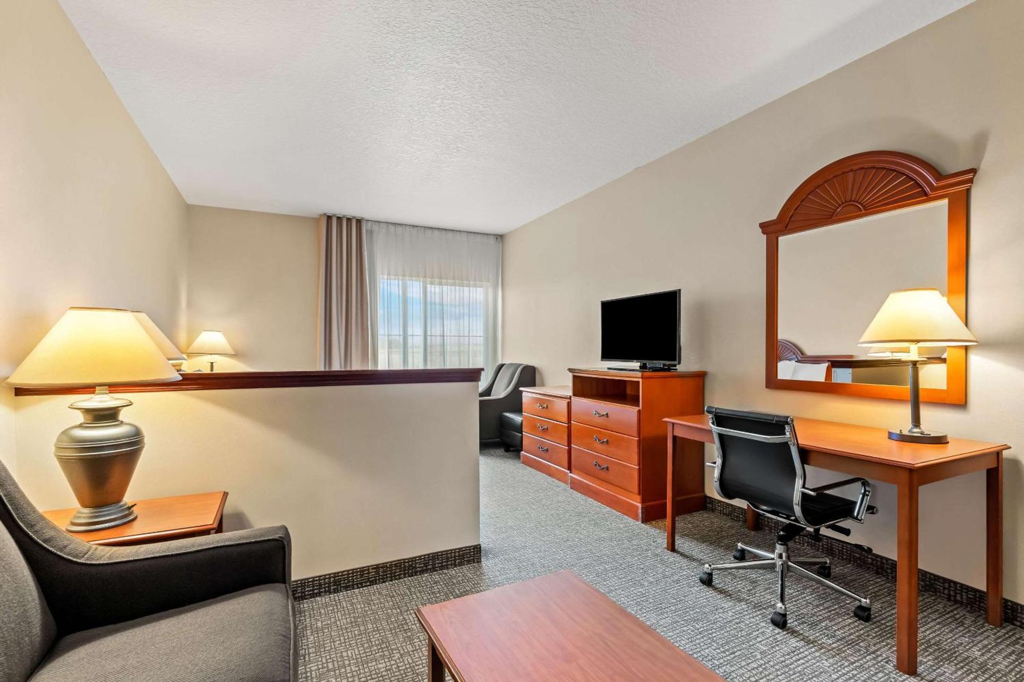 Comfort Inn & Suites Hermiston Buitenkant foto