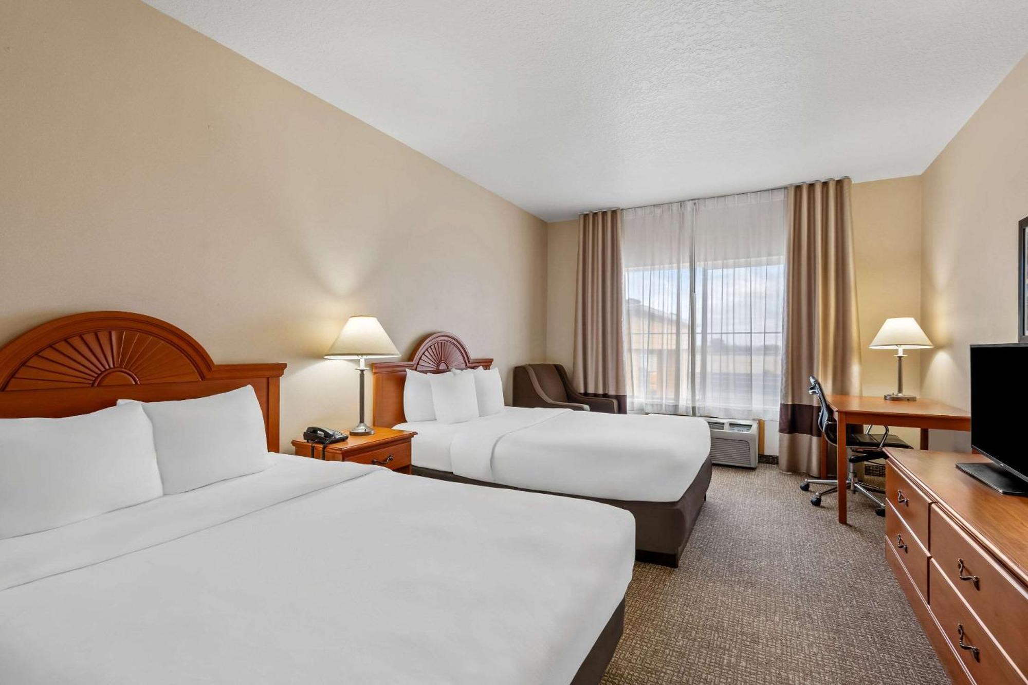 Comfort Inn & Suites Hermiston Buitenkant foto
