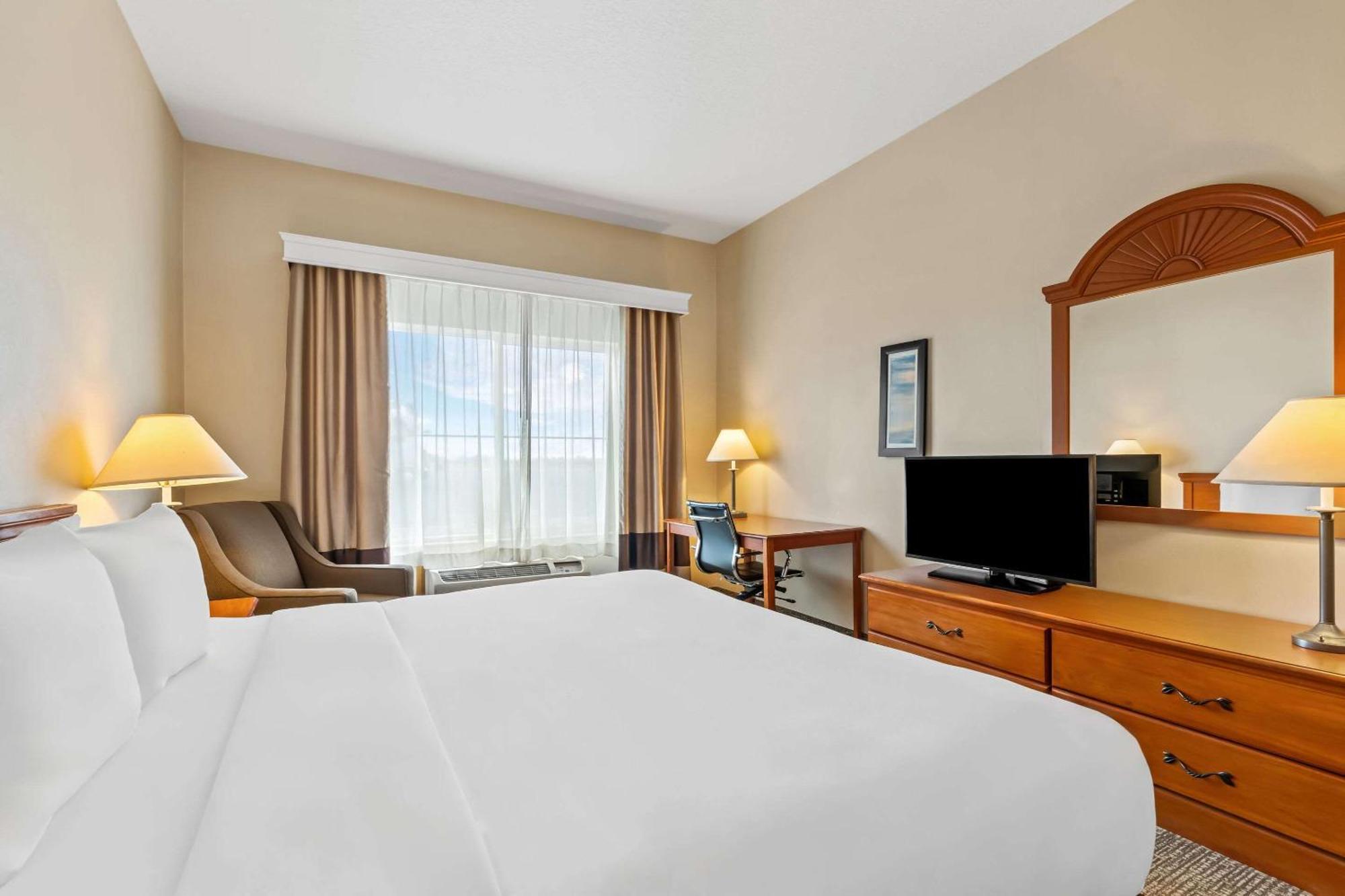 Comfort Inn & Suites Hermiston Buitenkant foto