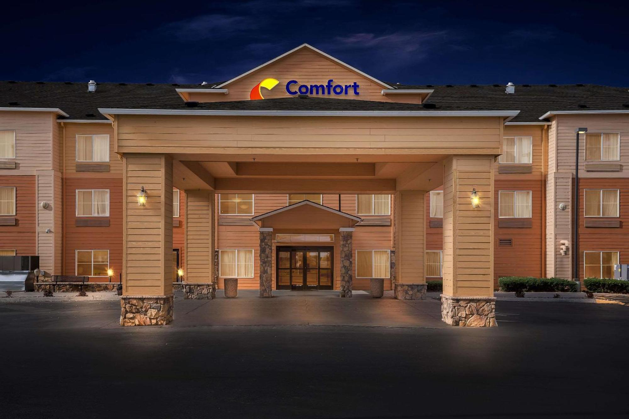 Comfort Inn & Suites Hermiston Buitenkant foto