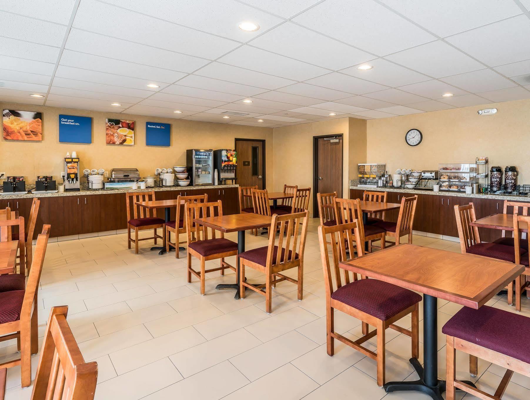 Comfort Inn & Suites Hermiston Buitenkant foto